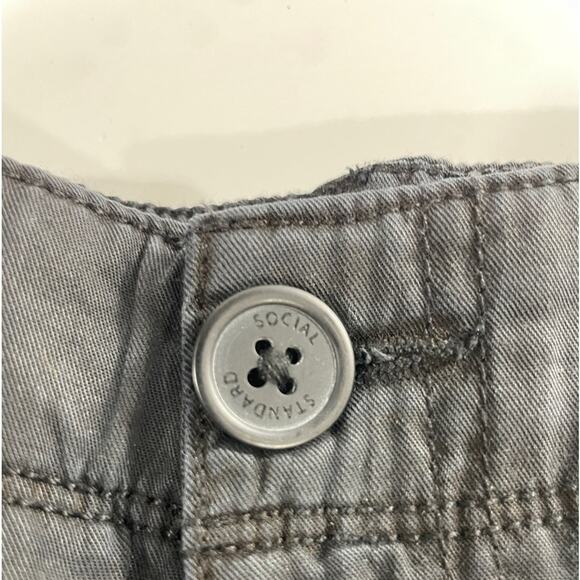 NWT Social Standard Sanctuary Anthro Shorts Hiking Camp Washed Grey Size XXL - Picture 9 of 9